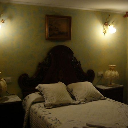 Hotel Casa Victoria Cirueña Esterno foto